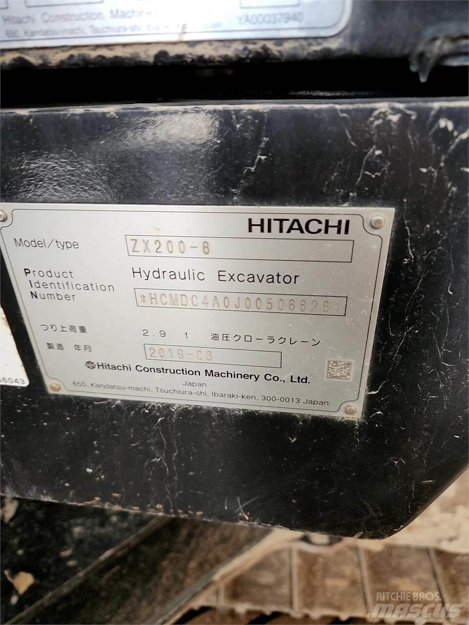 Hitachi ZX200-6 Εκσκαφείς με ερπύστριες