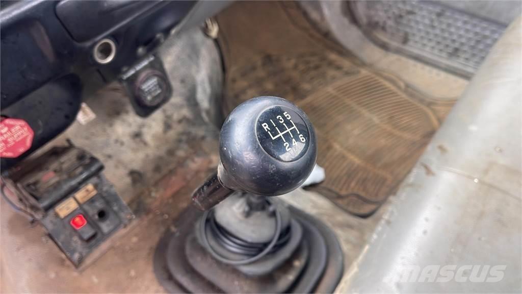 IMT 11/76 Αρθρωτοί φορτωτές