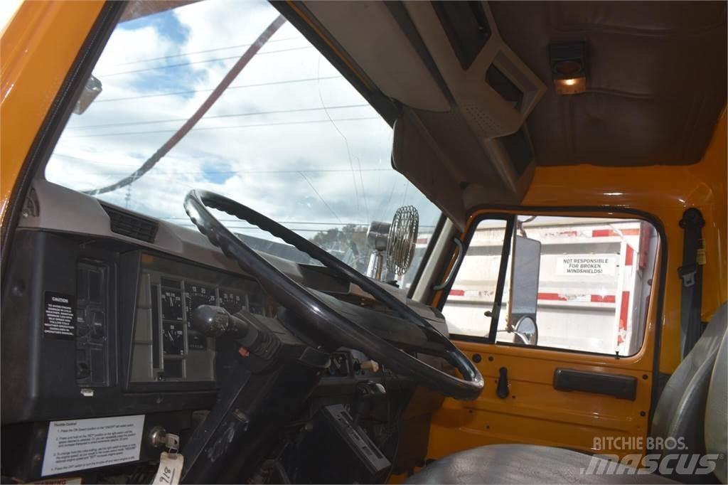 International 2554S Βυτιοφόρα φορτηγά