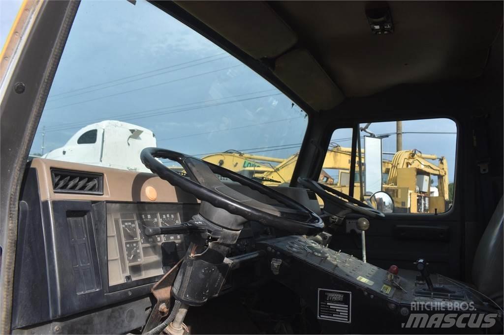 International 4700 Φορτηγά σκούπες
