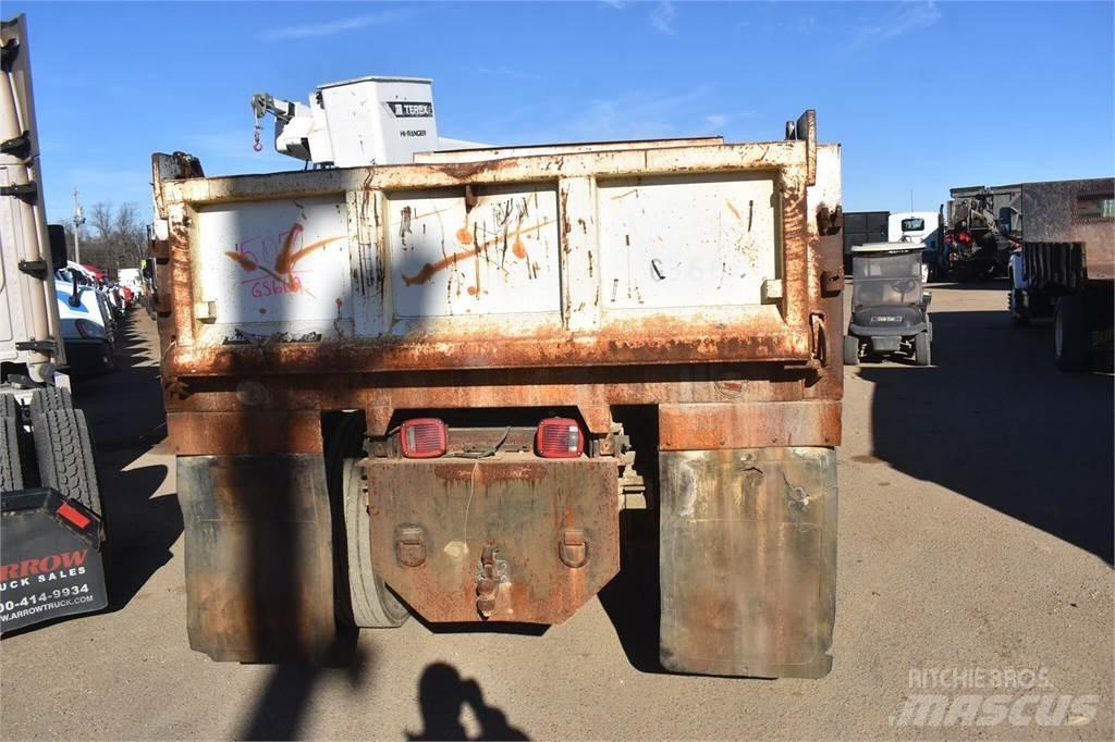 International 4700 Φορτηγά Ανατροπή