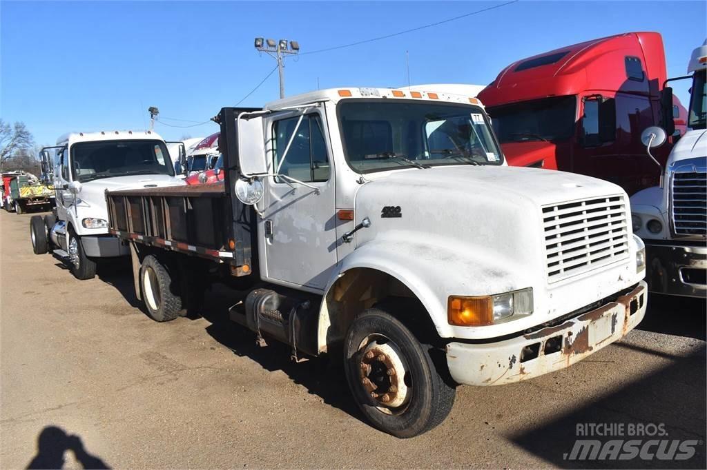 International 4700 Φορτηγά Ανατροπή