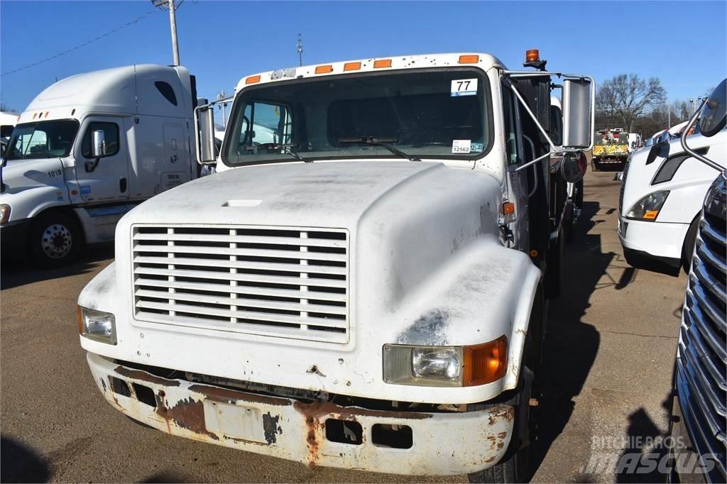 International 4700 Φορτηγά Ανατροπή