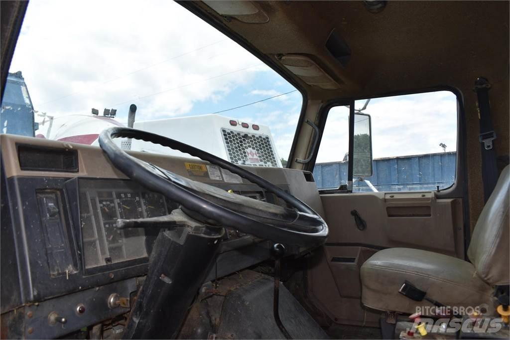 International 4900 Φορτηγά Ανατροπή