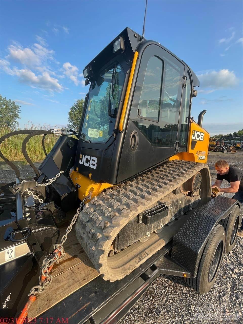 JCB 300T Φορτωτάκια
