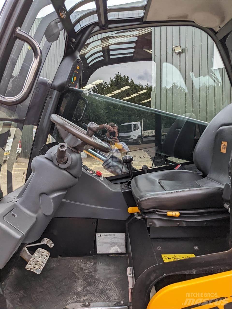 JCB 30D Τηλεσκοπικοί ανυψωτές