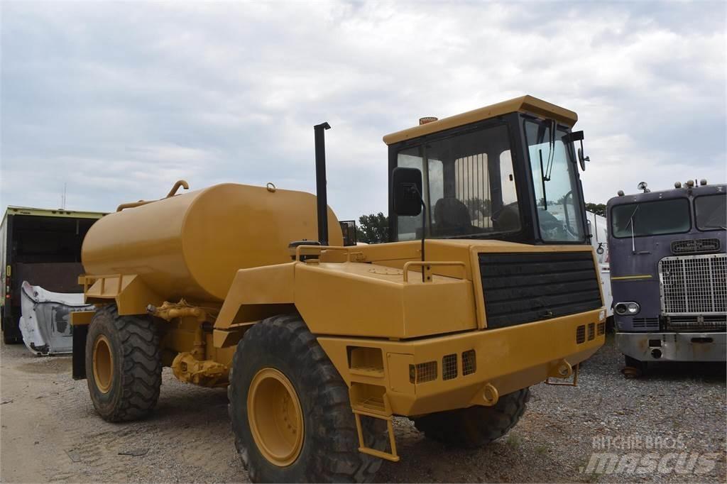 JCB 712 Βυτία νερού