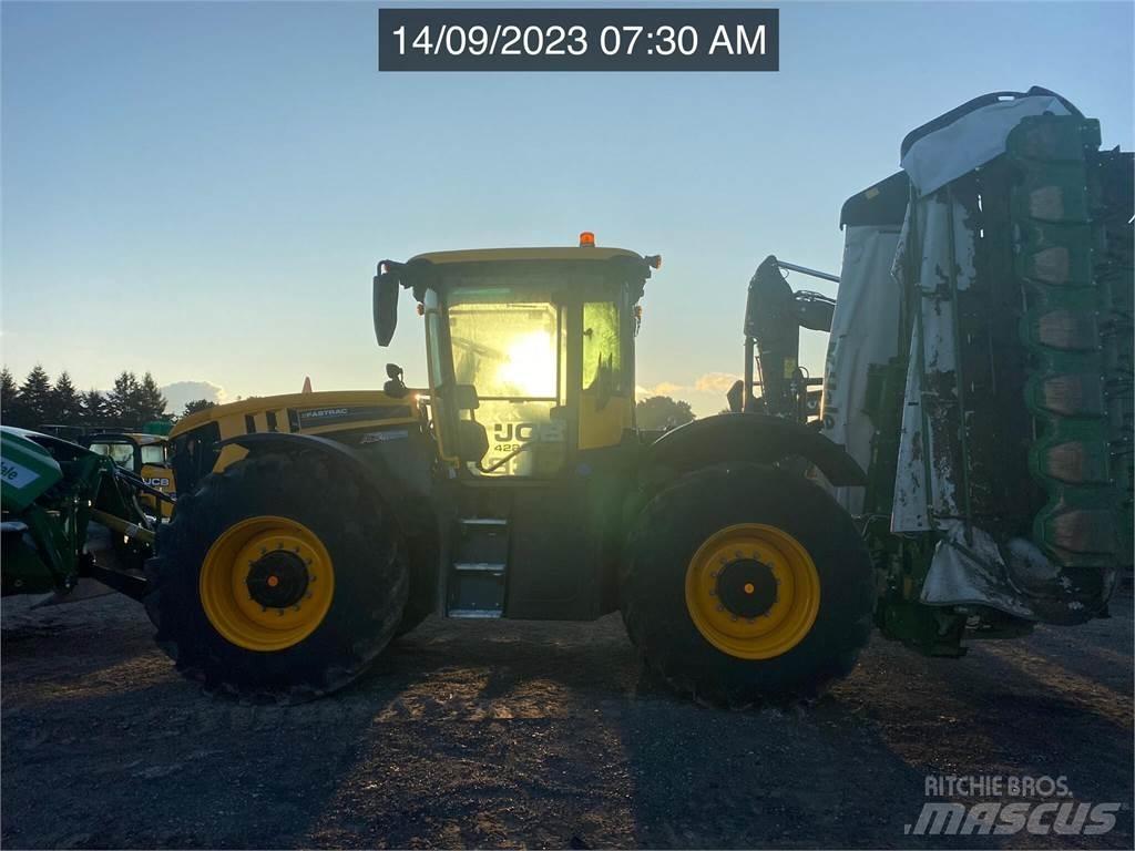 JCB FASTRAC 4220 Τρακτέρ