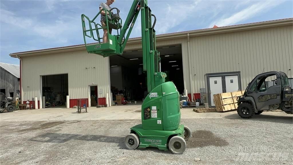 JLG TOUCAN 26E Ανυψωτήρες με κατακόρυφους πυλώνες