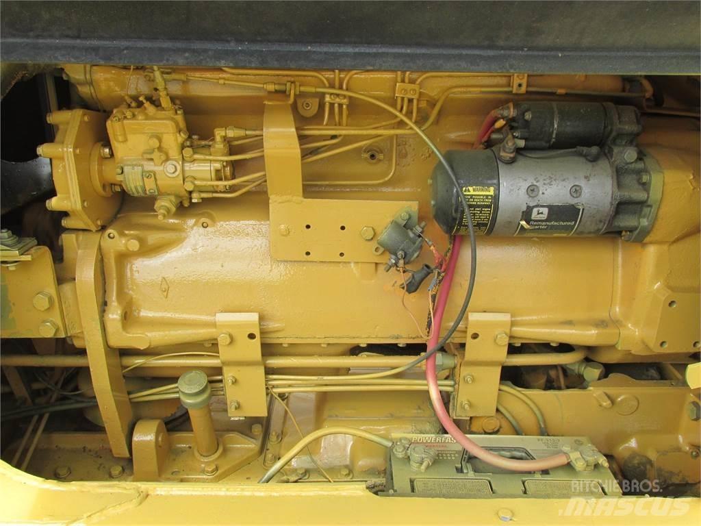 John Deere 570 Γκρέιντερς