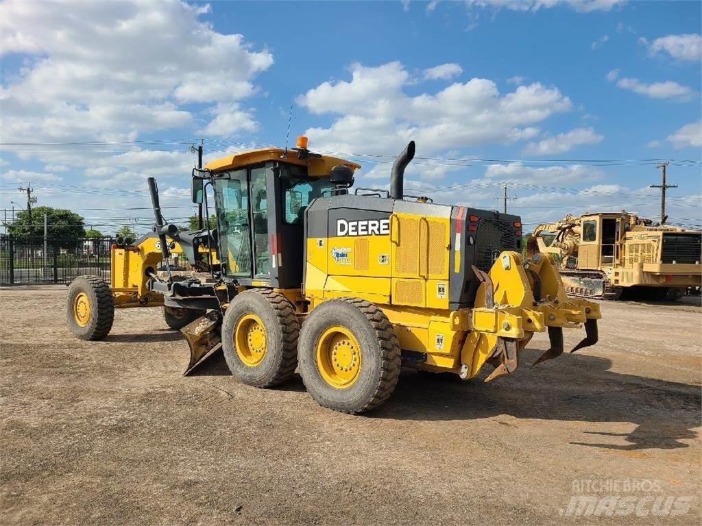 John Deere 672G Γκρέιντερς