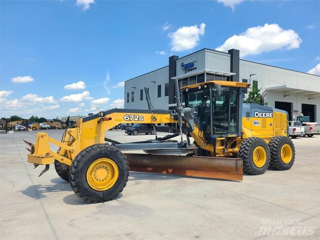 John Deere 672G Γκρέιντερς