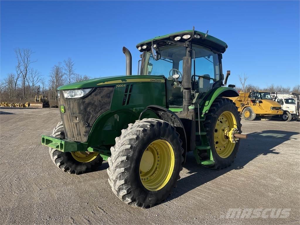 John Deere 7200R Τρακτέρ