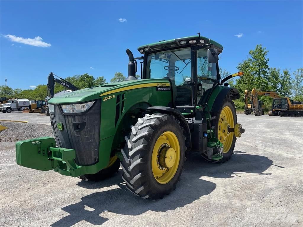 John Deere 8320R Τρακτέρ