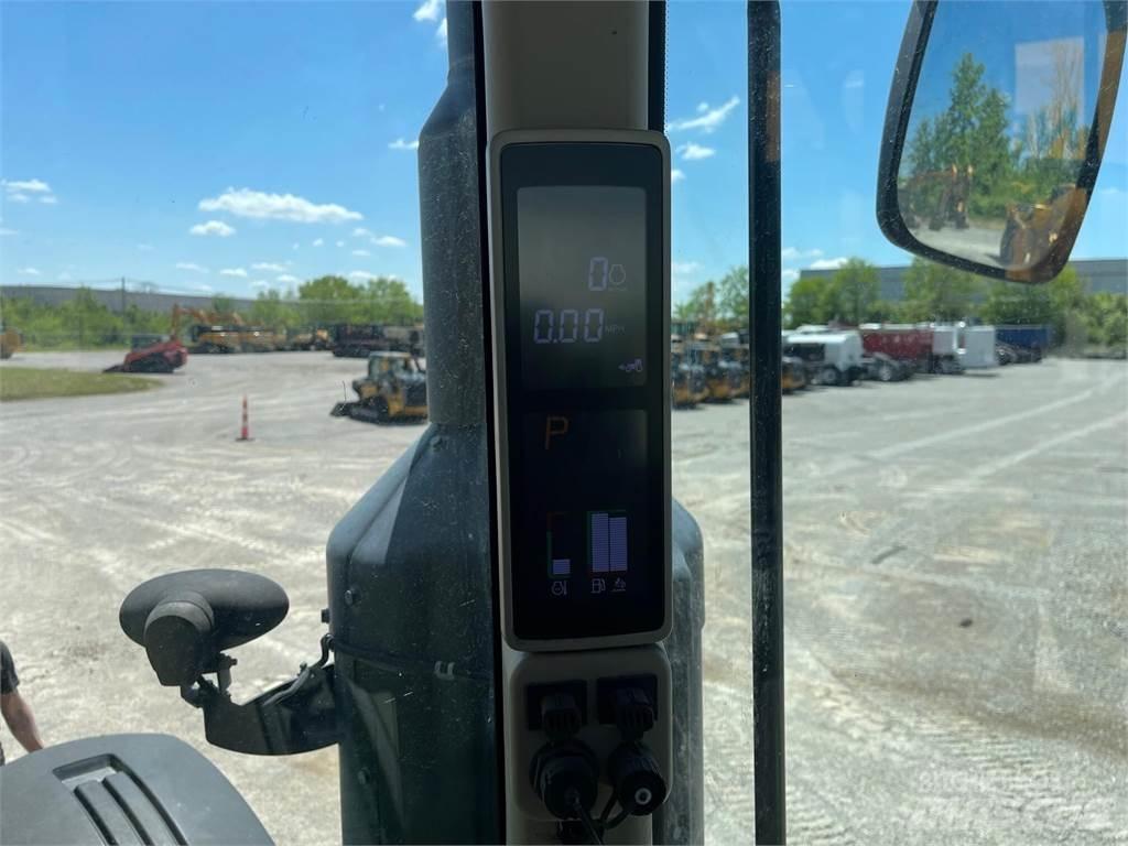 John Deere 8320R Τρακτέρ