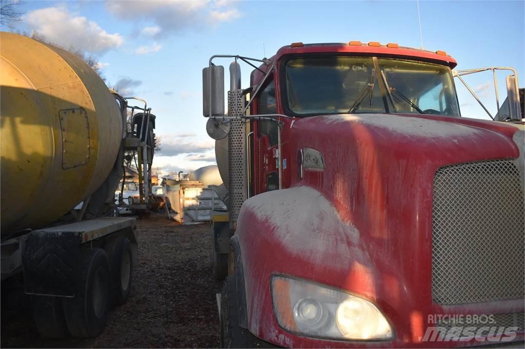 Kenworth T440 Φορτηγά-Μπετονιέρες
