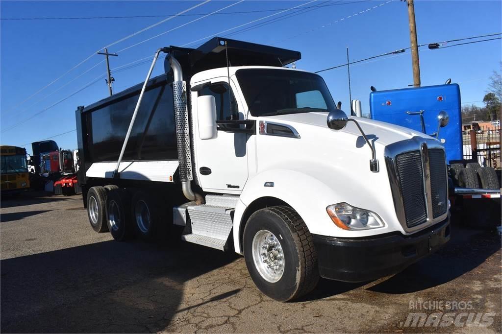 Kenworth T680 Φορτηγά Ανατροπή