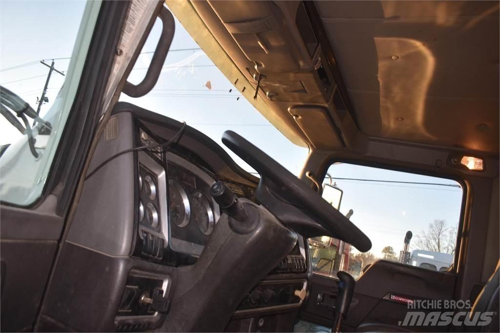 Kenworth T800 Φορτηγά Ανατροπή