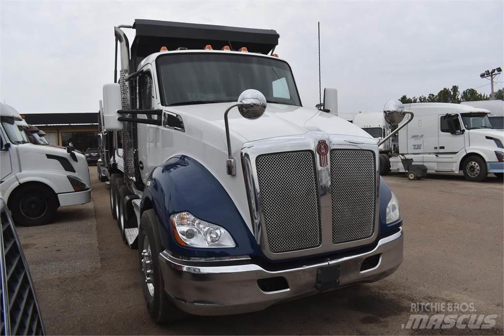Kenworth T880 Φορτηγά Ανατροπή