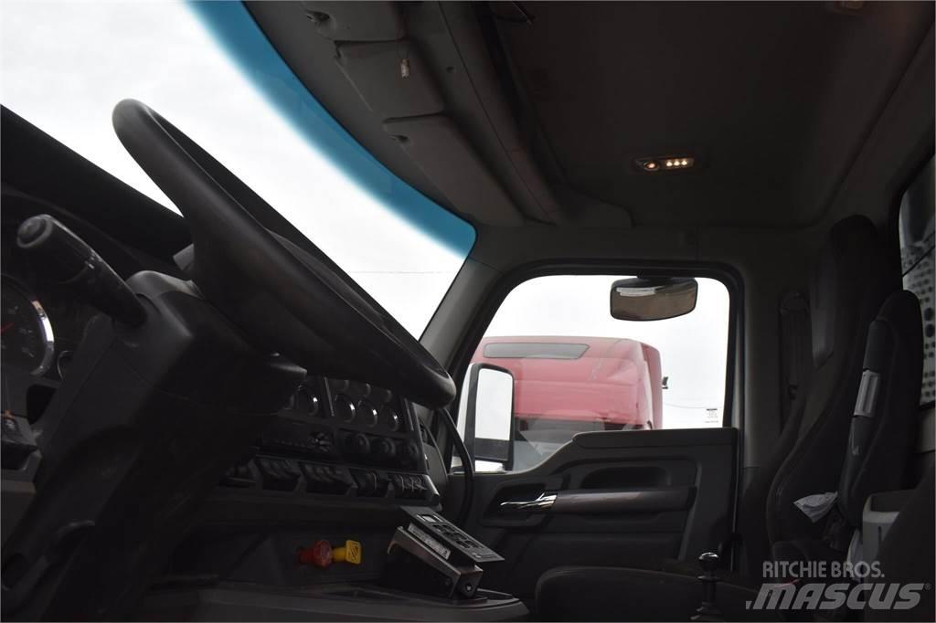 Kenworth T880 Φορτηγά Ανατροπή