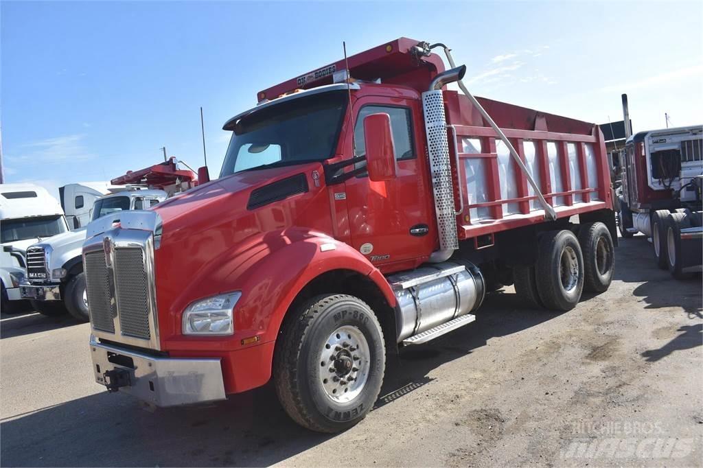 Kenworth T880 Φορτηγά Ανατροπή