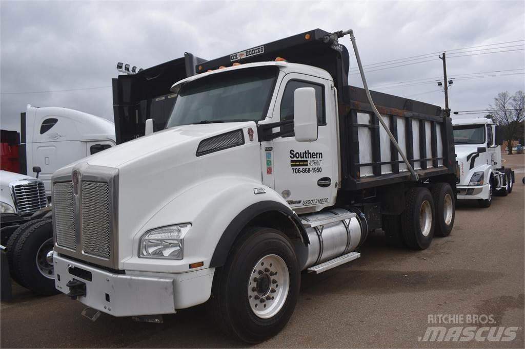 Kenworth T880 Φορτηγά Ανατροπή