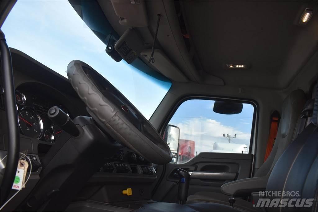 Kenworth T880 Φορτηγά Ανατροπή