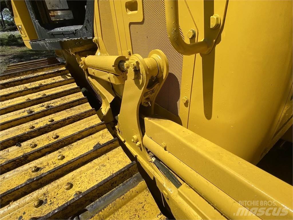 Komatsu D39PX-24 Μπουλντόζες με ερπύστριες