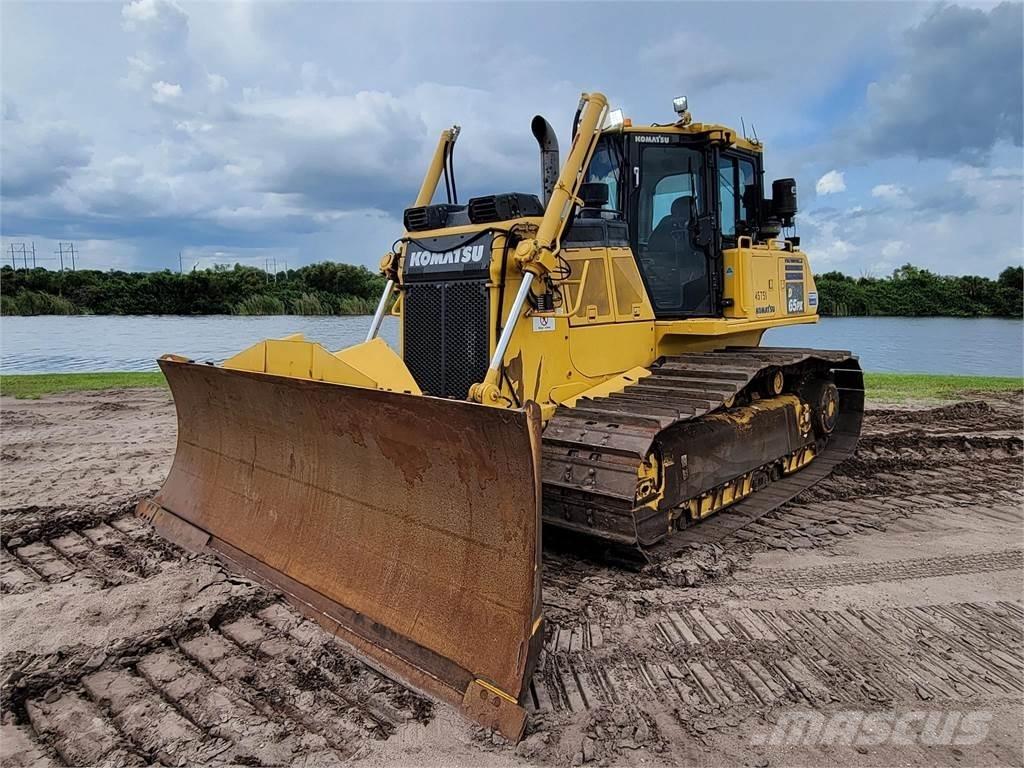Komatsu D65PX-18 Μπουλντόζες με ερπύστριες