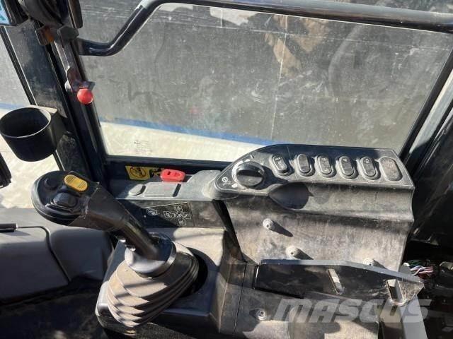 Komatsu WA270-8 Φορτωτές με λάστιχα (Τροχοφόροι)