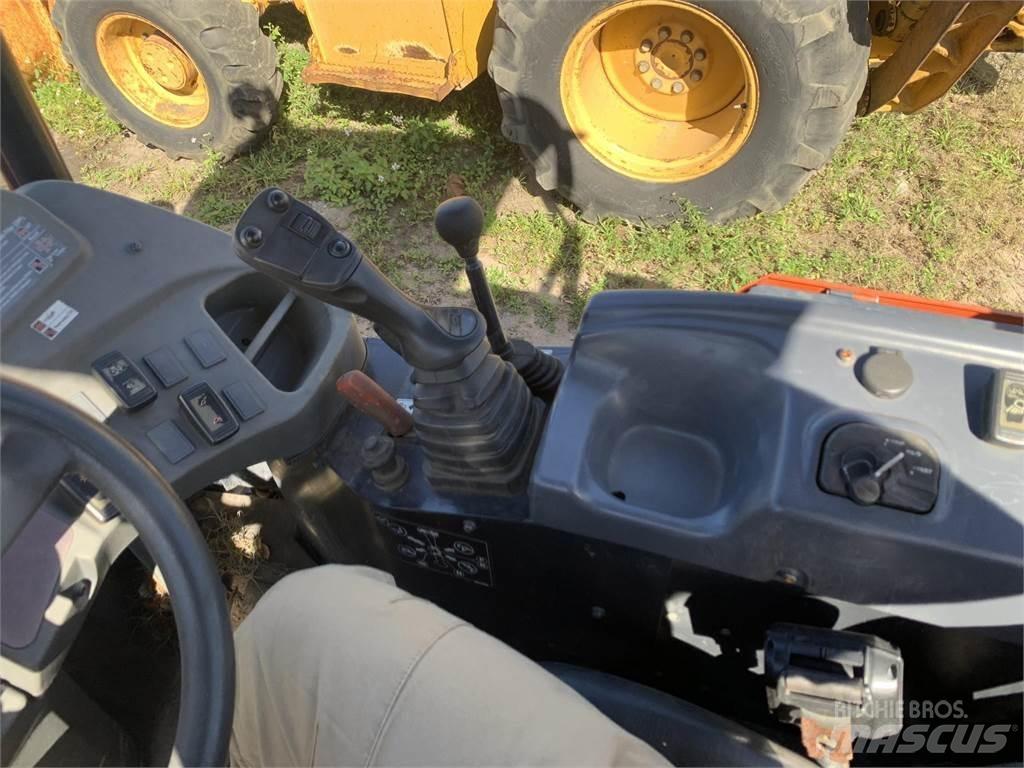 Kubota R530 Φορτωτές με λάστιχα (Τροχοφόροι)