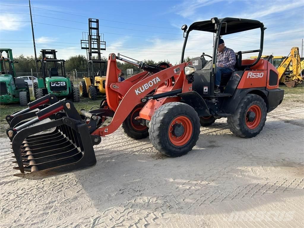 Kubota R530 Φορτωτές με λάστιχα (Τροχοφόροι)