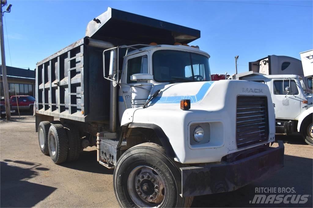 Mack DM690S Φορτηγά Ανατροπή