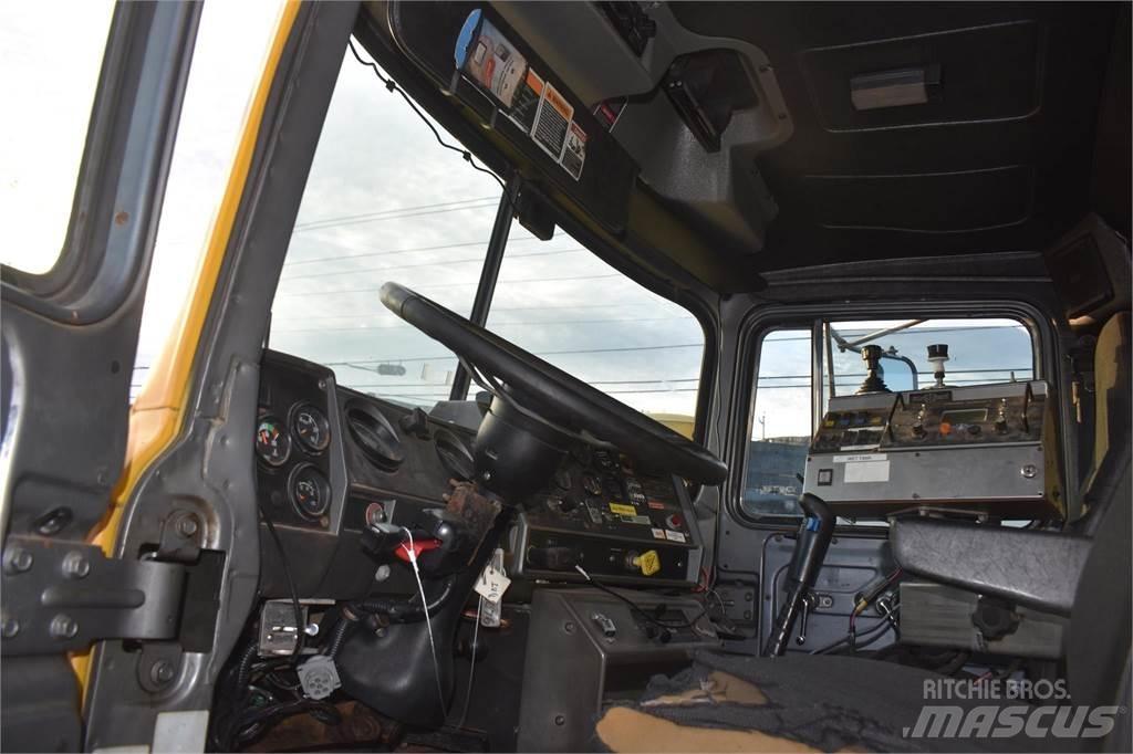 Mack RD688S Φορτηγά Ανατροπή