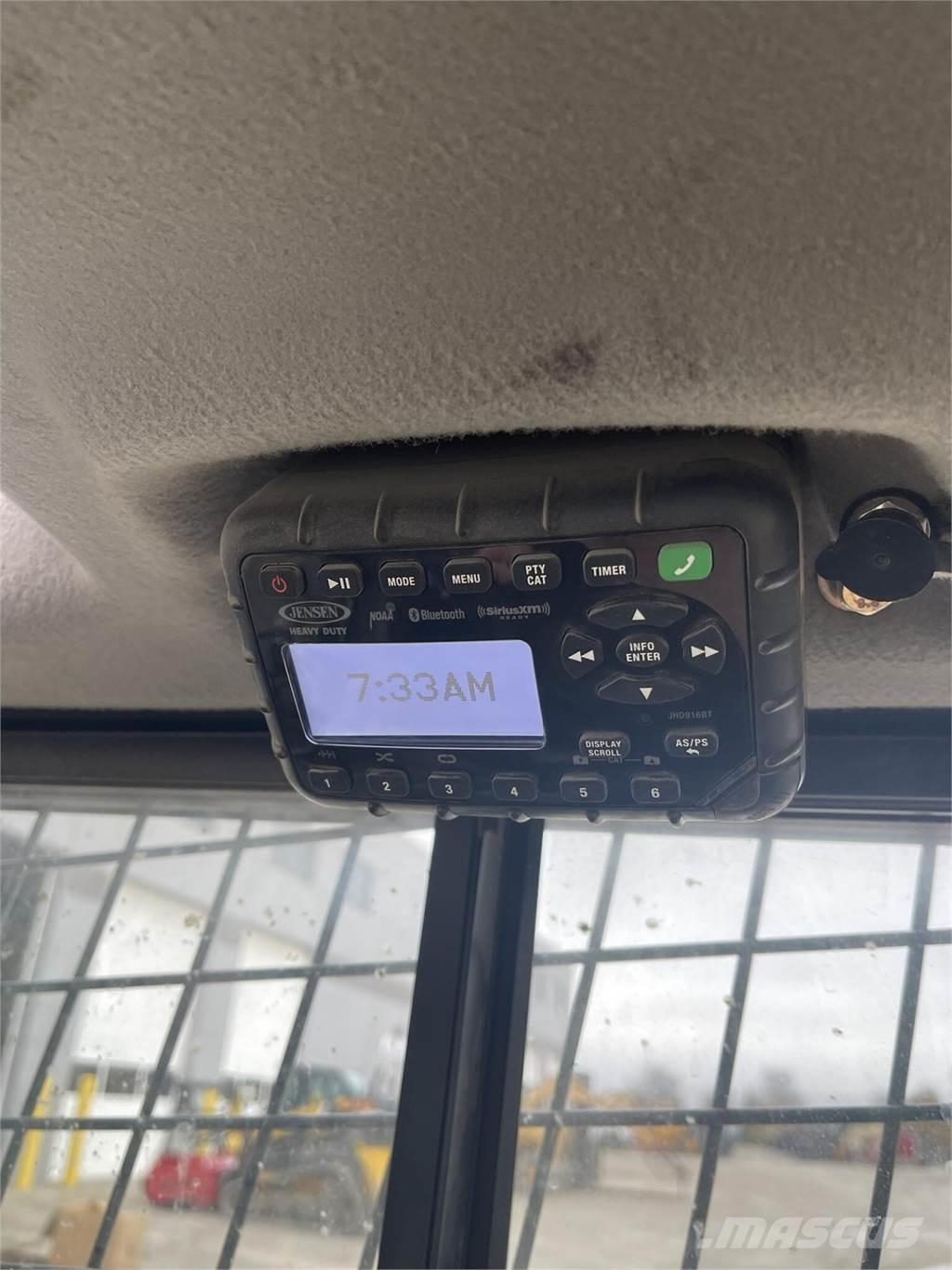 New Holland C345 Φορτωτάκια