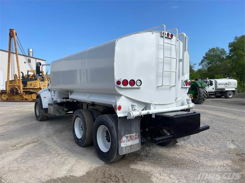 Peterbilt 335 Βυτία νερού