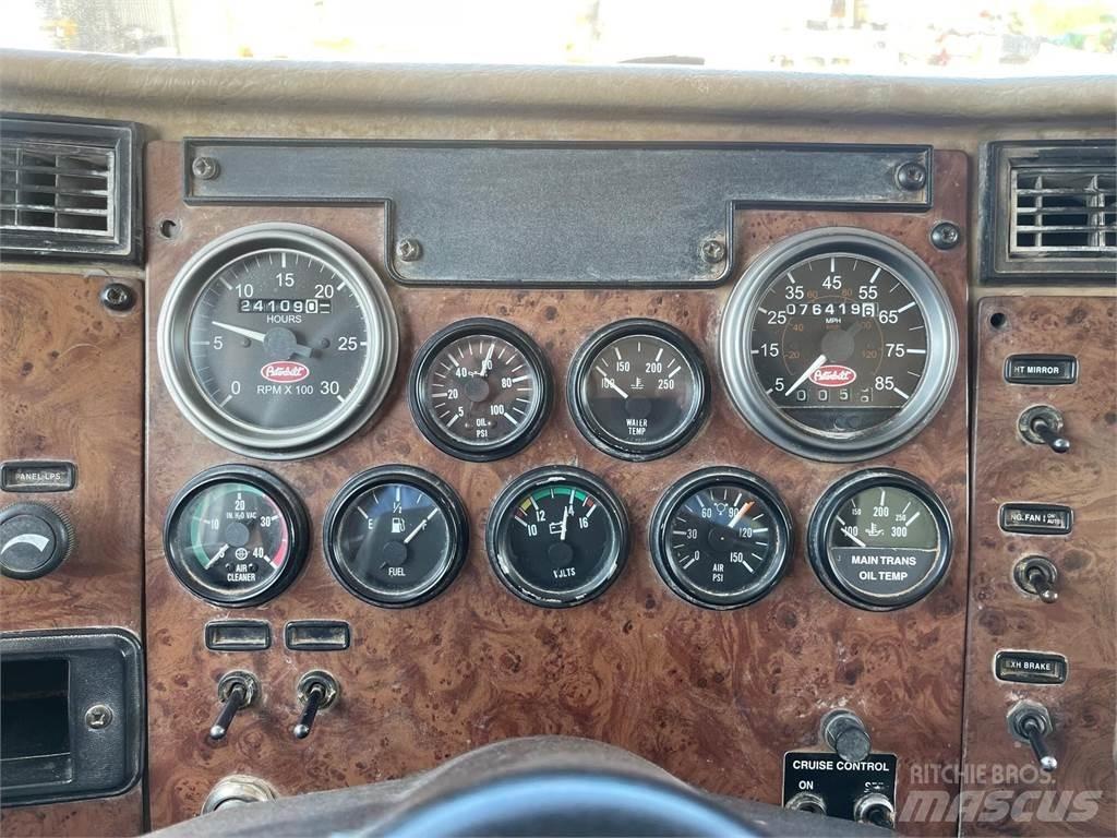 Peterbilt 335 Βυτία νερού