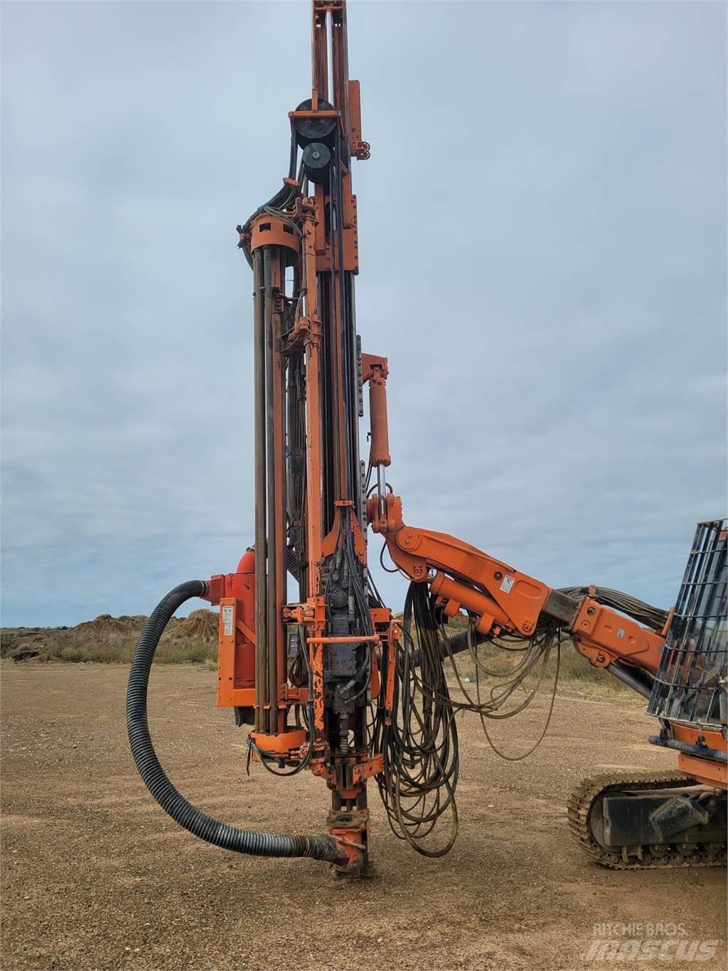 Sandvik DP1500 Εξοπλισμός επιφανειακών γεωτρήσεων