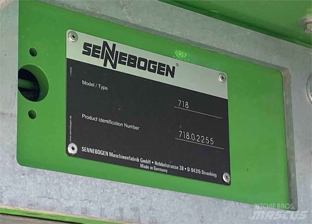 Sennebogen 718ME Βιομηχανικά μηχανήματα διαχείρισης αποβλήτων