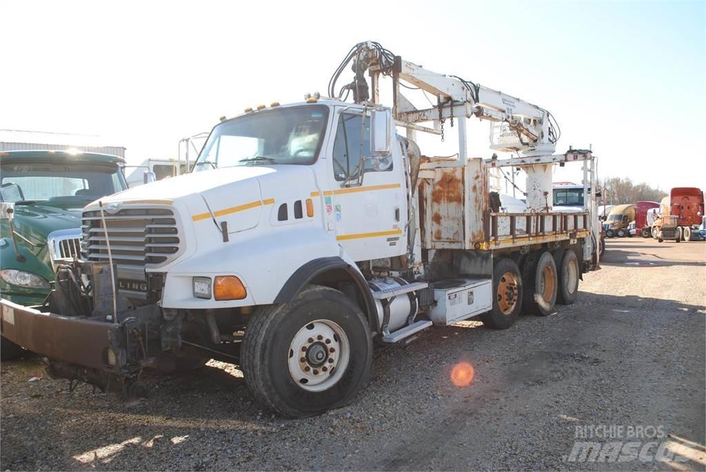 Sterling L8500 Φορτηγά με Γερανό