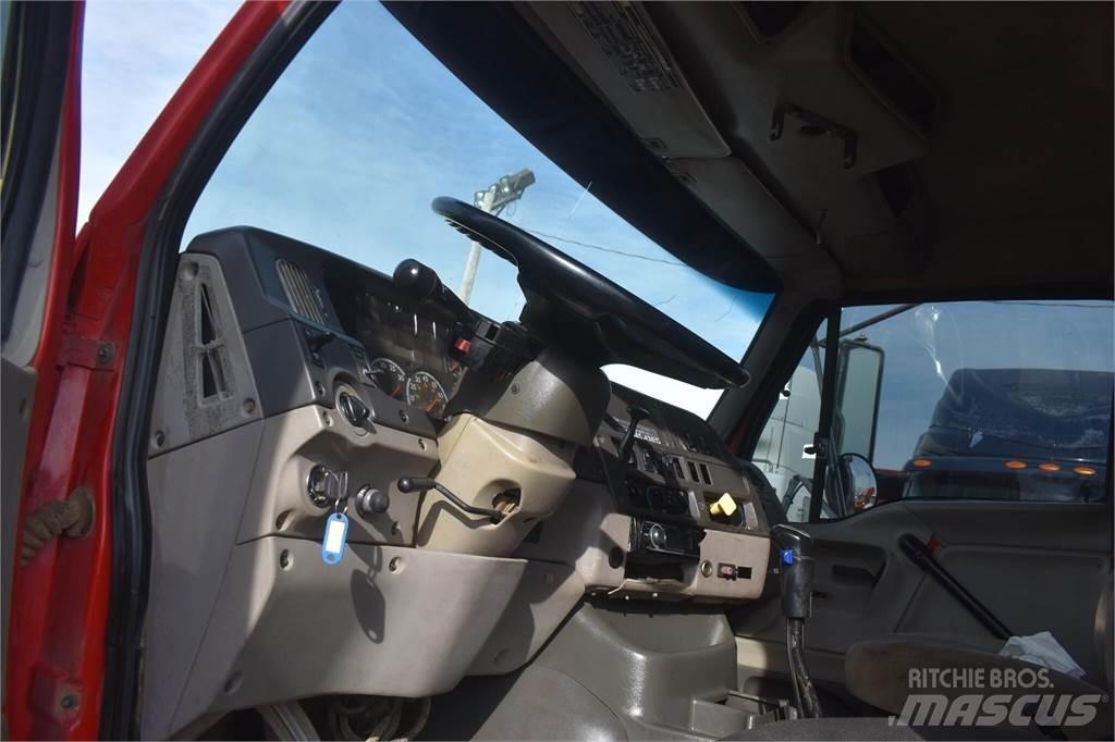 Sterling L9500 Φορτηγά Ανατροπή