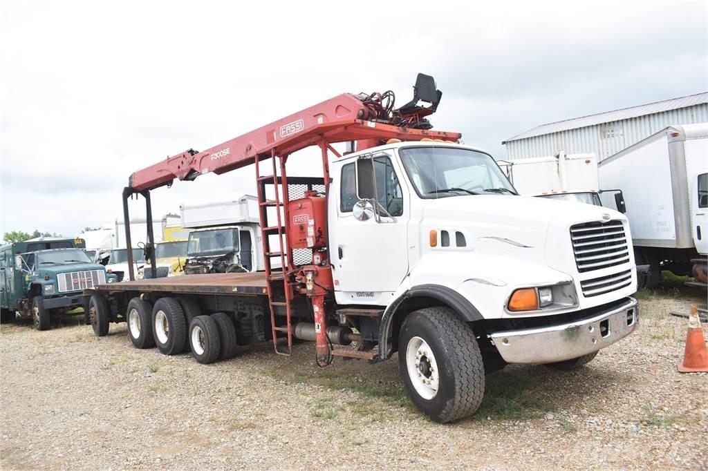 Sterling LT9500 Φορτηγά με Γερανό