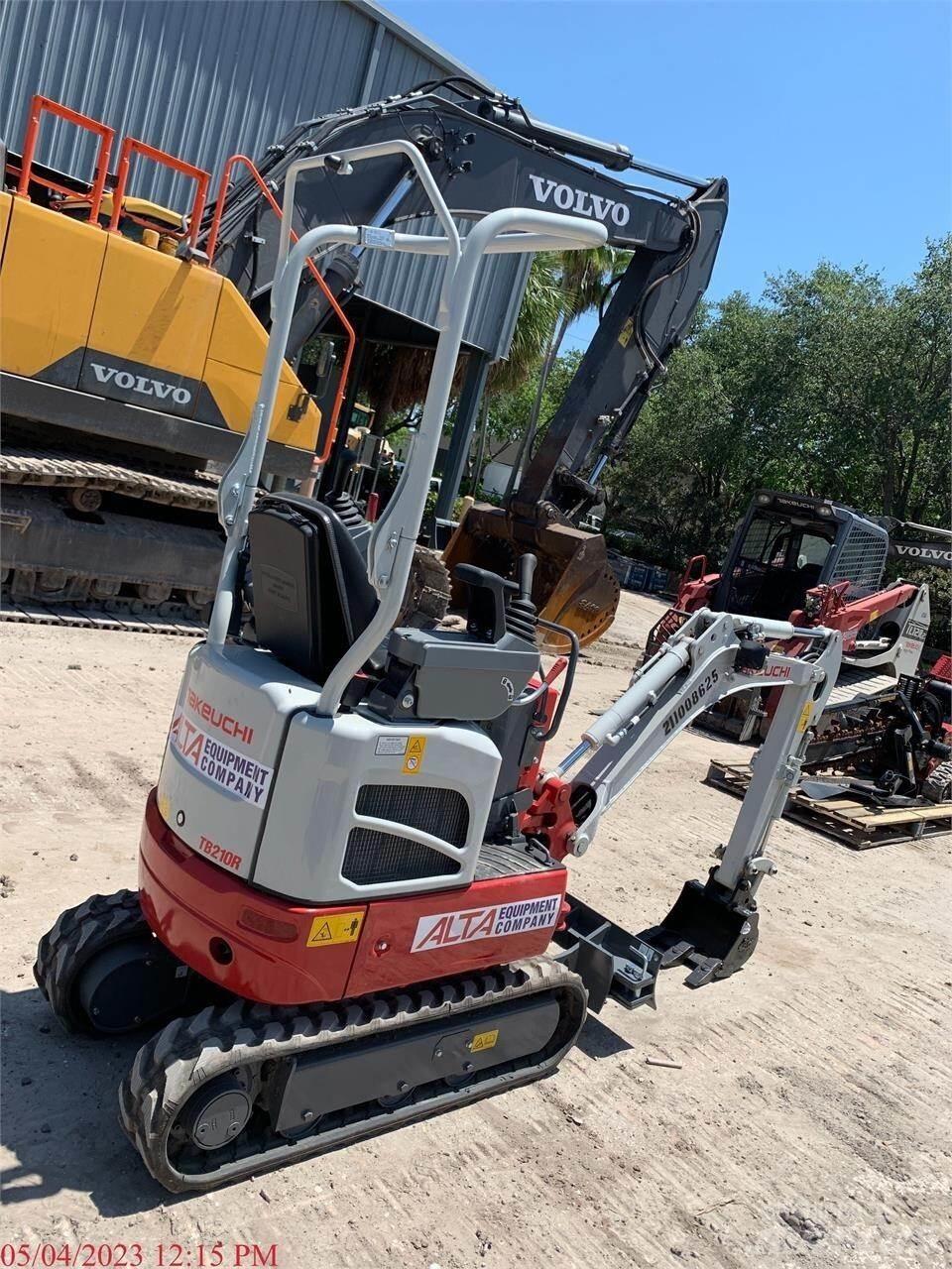 Takeuchi TB210R Εκσκαφάκι (διαβολάκι) < 7t