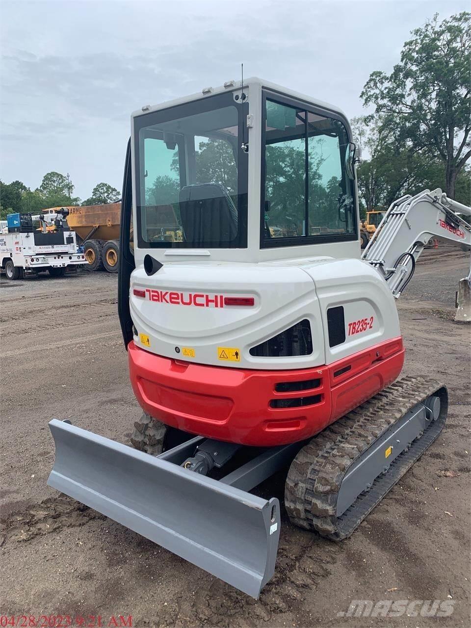 Takeuchi TB235-2 Εκσκαφάκι (διαβολάκι) < 7t