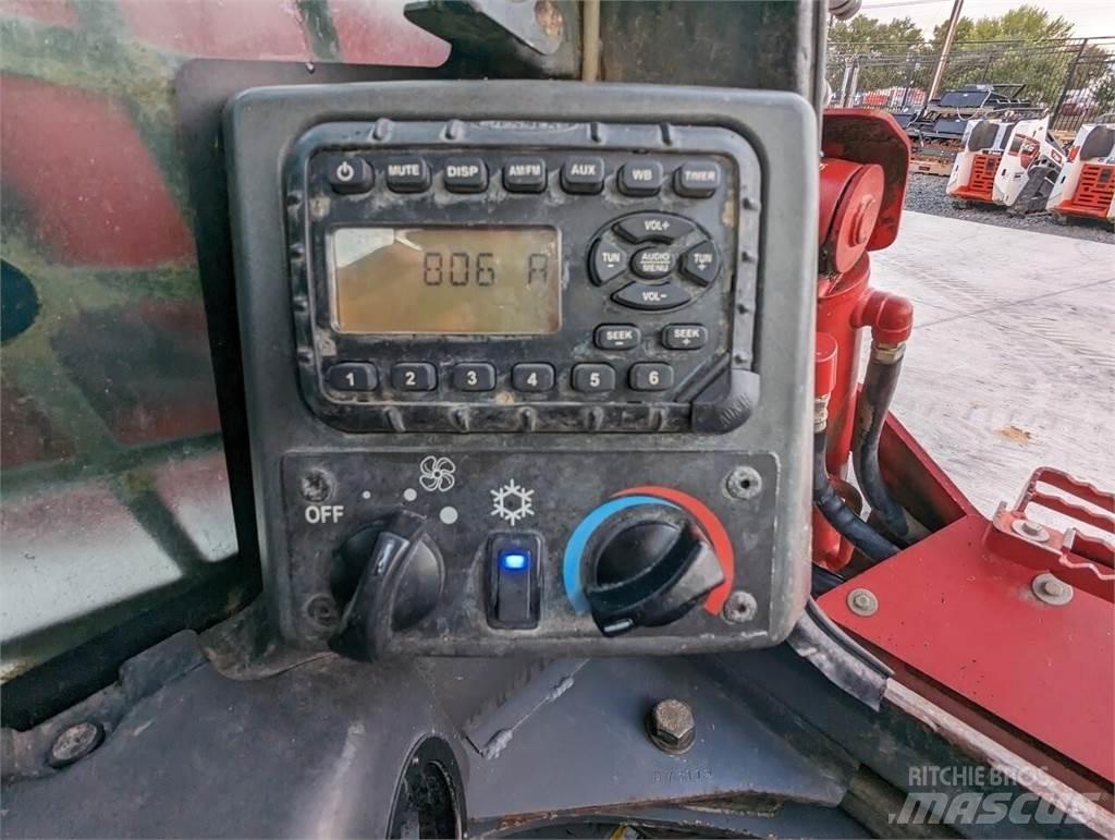 Takeuchi TL12V2 Φορτωτάκια