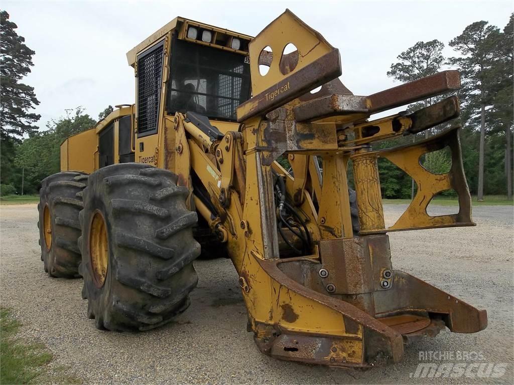 Tigercat 718E Κοπτικά ξυλείας