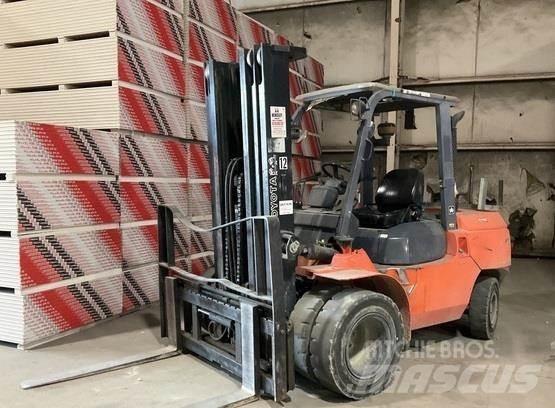 Toyota 7FDU45 Περονοφόρα ανυψωτικά κλαρκ - άλλα