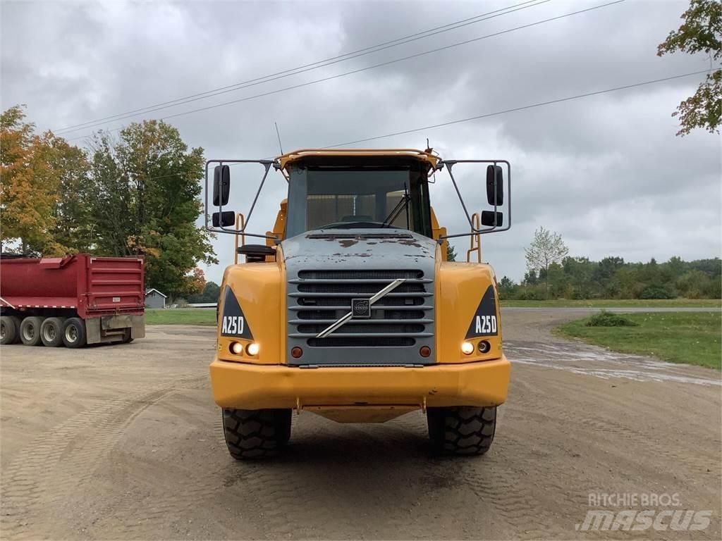 Volvo A25D Σπαστό Dump Truck ADT