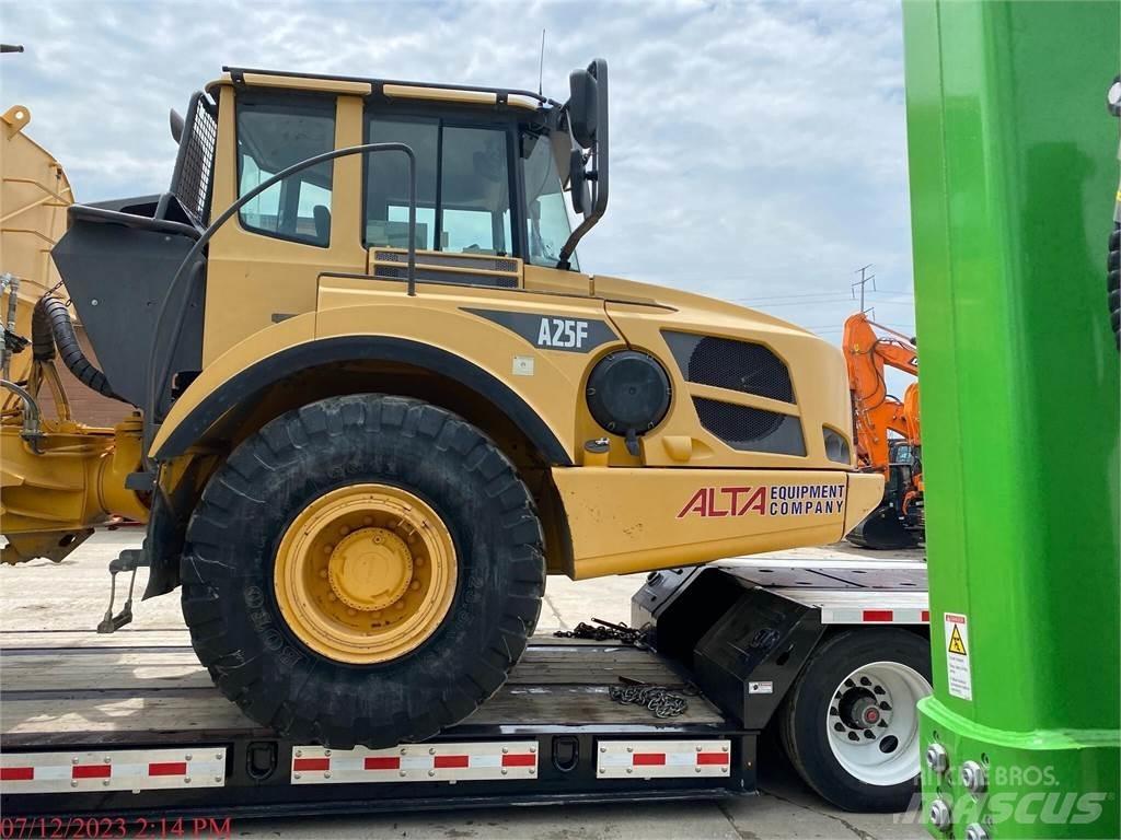 Volvo A25F Βυτία νερού