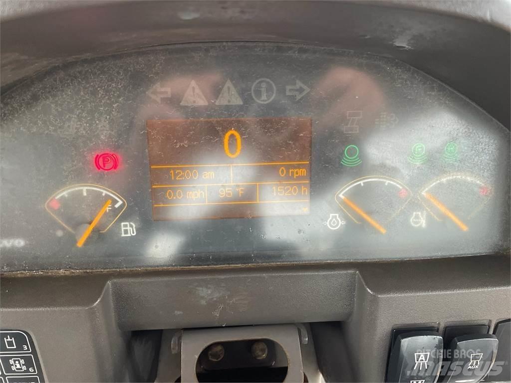 Volvo DD120B Οδοστρωτήρες διπλού κυλίνδρου